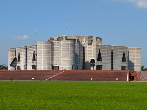 National-Parliament-of-Bnagladesh-1140x855_c